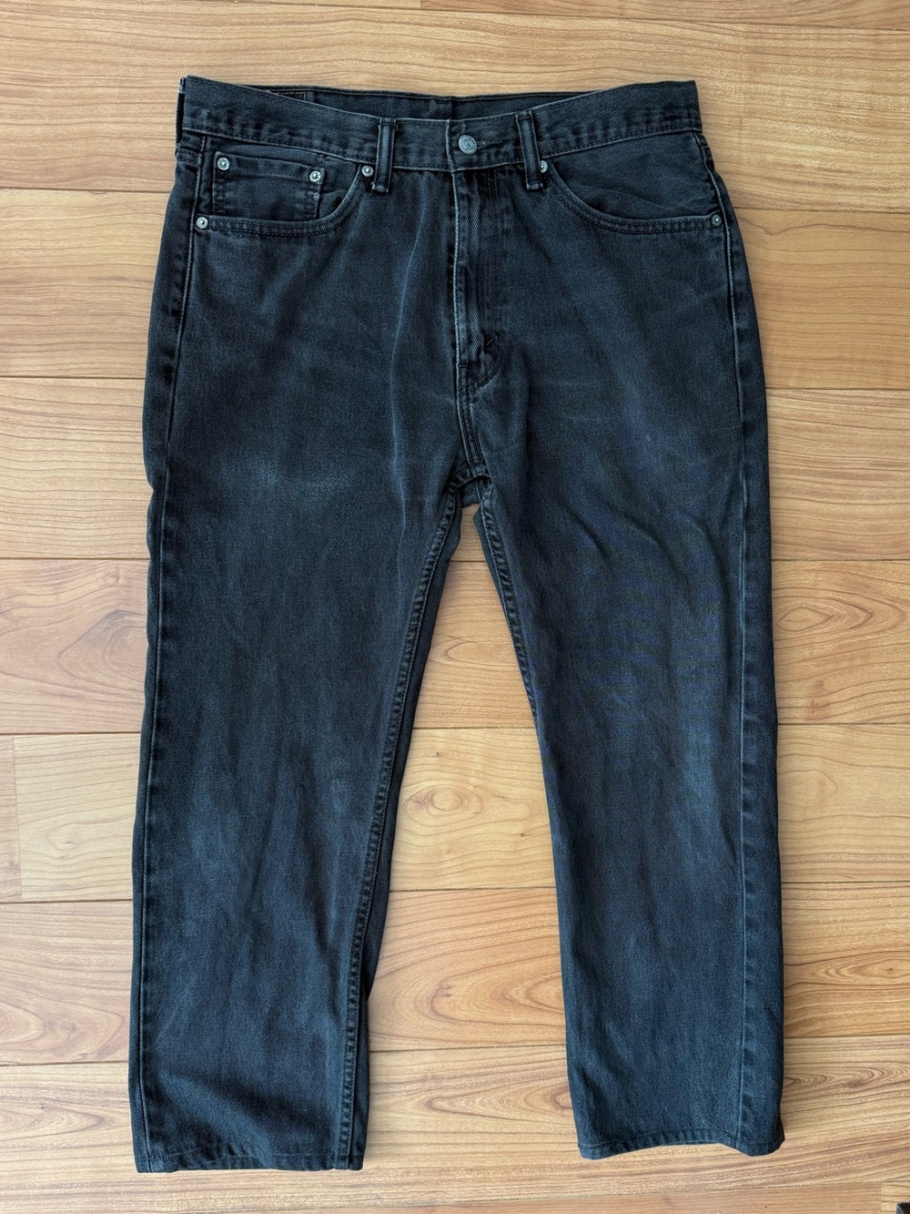 Levi’s 505 Faded Black Straight Jeans – Fits 34